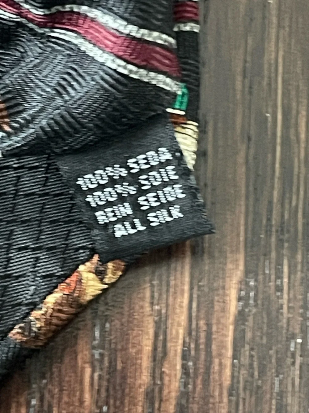 Field & Stream Black 100%  SILK men neck tie Hunting dog Duck USA  NEW